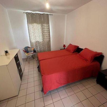 Appartement F4 Petit Bourg Eksteriør billede