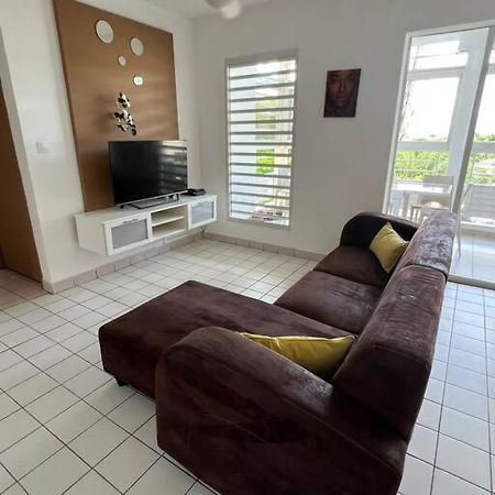 Appartement F4 Petit Bourg Eksteriør billede