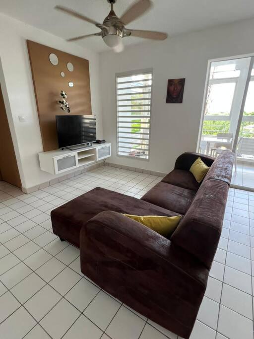 Appartement F4 Petit Bourg Eksteriør billede